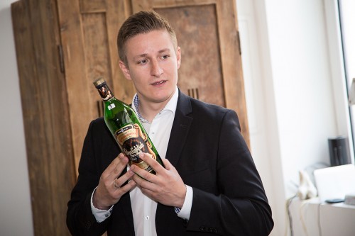 Firmenevent Portrait, individuelles Portraitfoto Event, Fotoreportage Portrait, Eventfotograf Hamburg, authentische Eventfotos, moderne Eventfotos, Corporate Event Fotograf Hamburg, Firmenevent Hamburg Fotos, professionelle Fotos Corporate Event, Kick-off meeting Glenfiddich